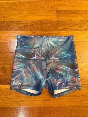 Ivivva (Lululemon Kids) Soft Biker/Booty Shorts in Blue Multi - Size 12